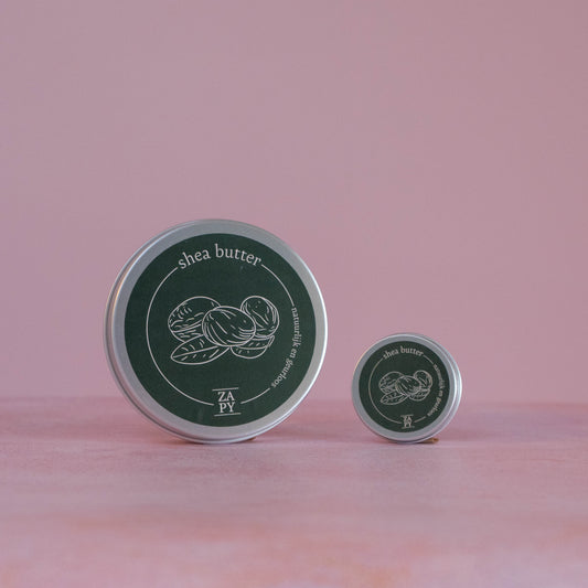 Voed je huid intensief met de pure, geraffineerde Shea Boter van Zapy – zachtheid zonder overheersende geur.