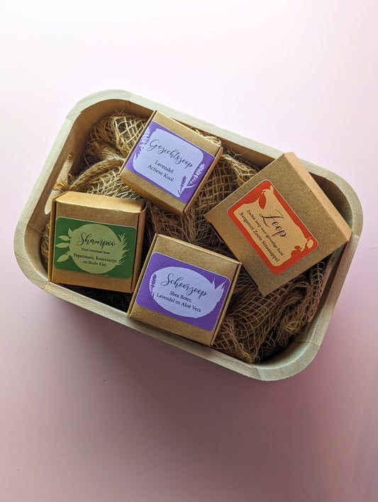 Luxe Zero Waste kerstpakket met natuurlijke producten.