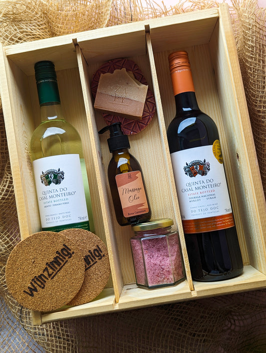 Duurzaam kerstpakket met handgemaakte vegan huidverzorging.