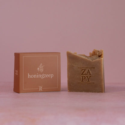 Luxe honingzeep – handgemaakt met natuurlijke ingrediënten voor intensieve hydratatie.